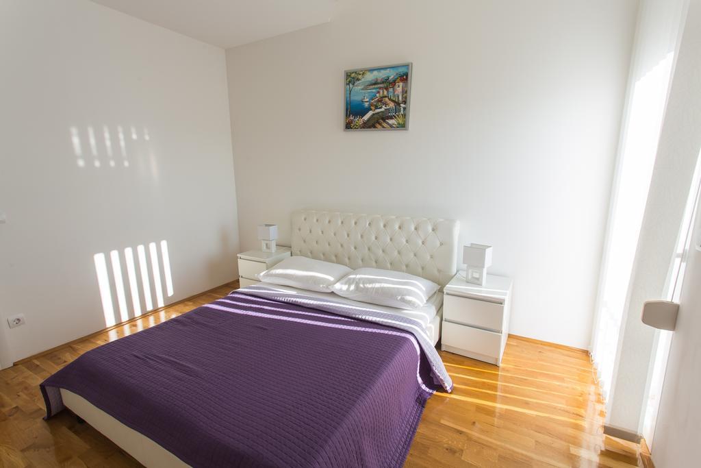 Apartments Little Paradise Trogir Oda fotoğraf